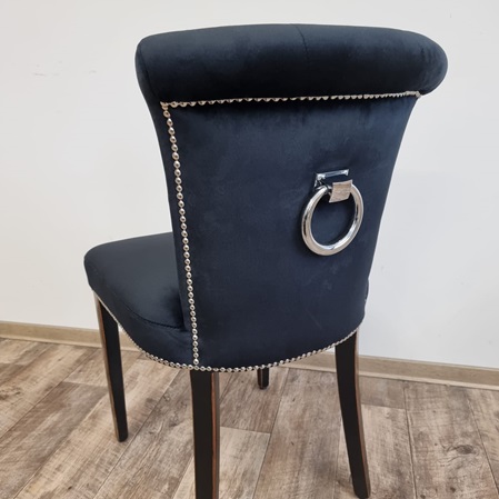 Das kleine Schwarze